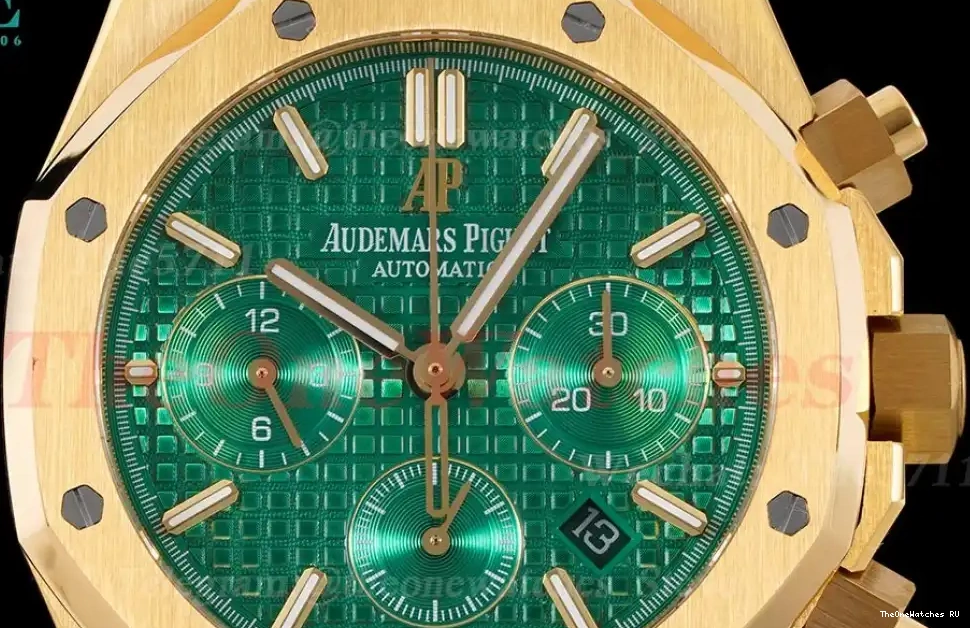 Royal YG Green YG Chrono Oak A7750 IPF Dial 26331 0316